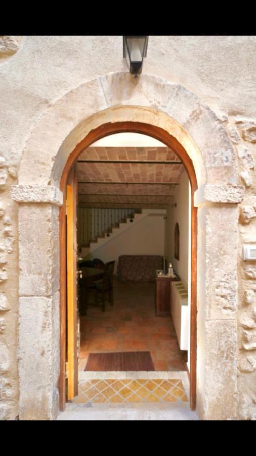 Il Minotauro B&B A 5 Minuti Da Popoli Vittorito Ngoại thất bức ảnh
